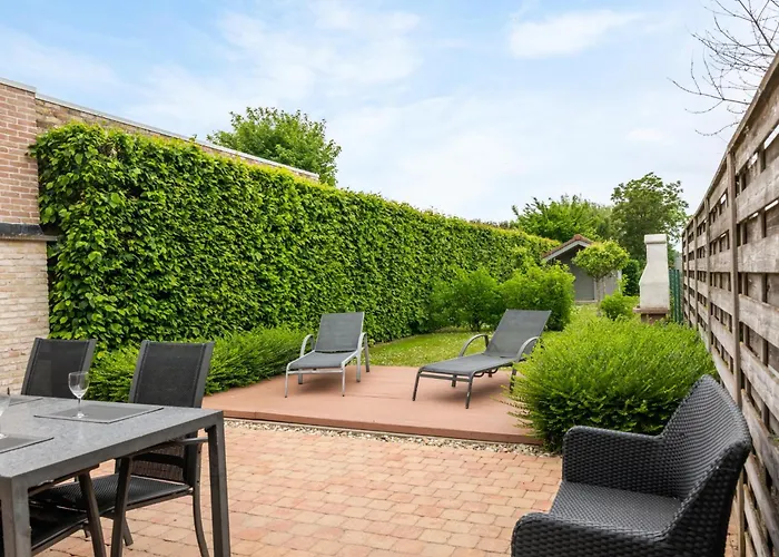 Holiday home Rust Achter De Kust