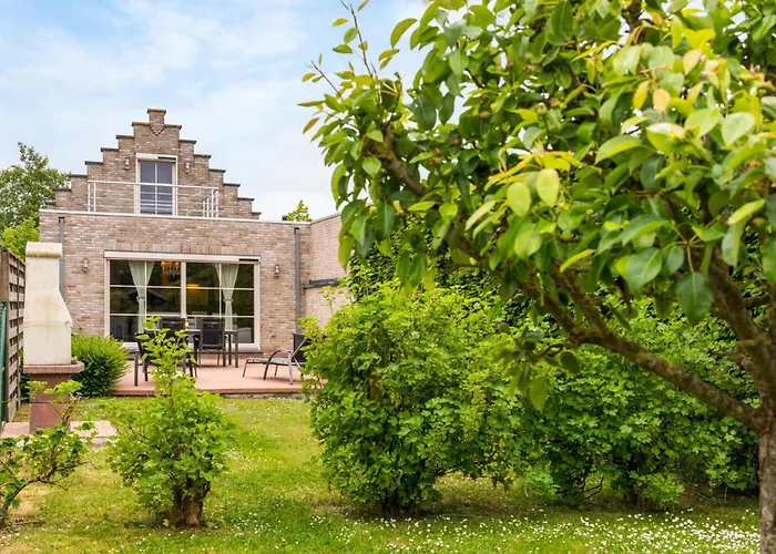 Holiday home Rust Achter De Kust